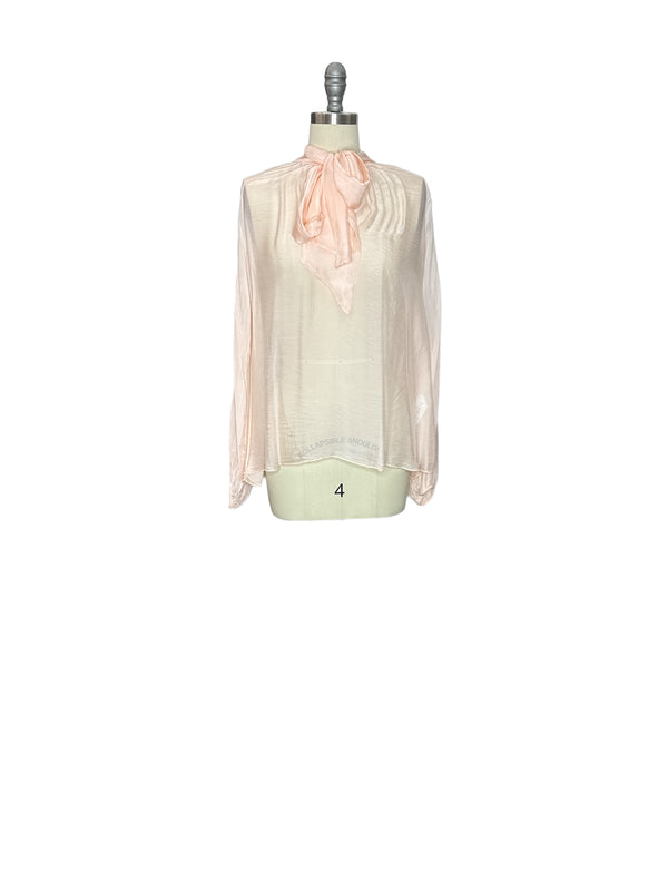 Pussybow Blouse (IMP-C207J021A)